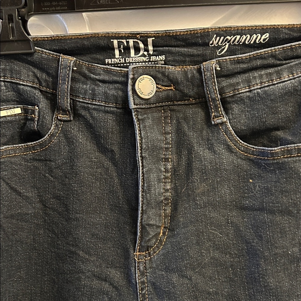 French Dressing Jeans FDJ style Suzanne size 4 USA